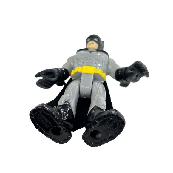 Fisher-Price Imaginext DC Super Friends Batman Gray Yellow Action Figure (S14) - Picture 6 of 8